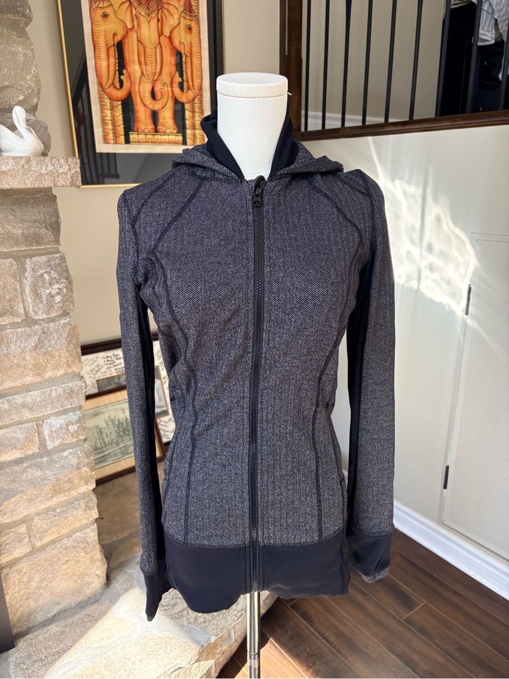 Lululemon Herringbone Full Zip Hooded Jacket Size 6 Grey Black